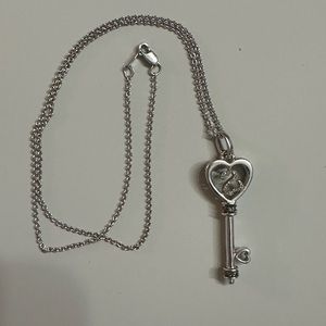 Jane Seymour Kay Jewelers Open Heart Key Necklace